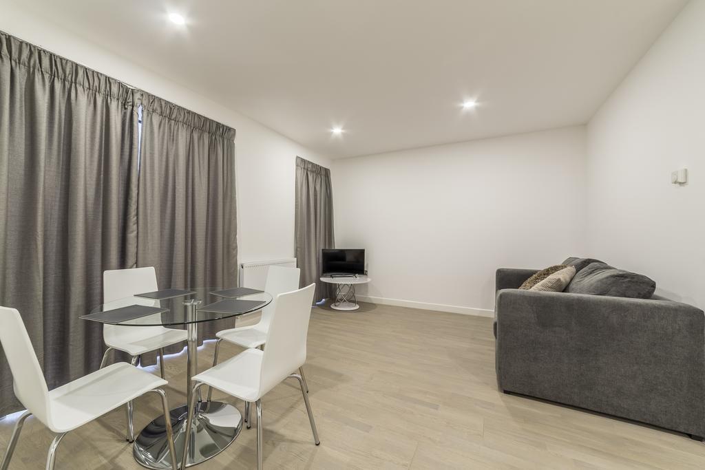 Canning Town Stratford Apartments London Exterior photo